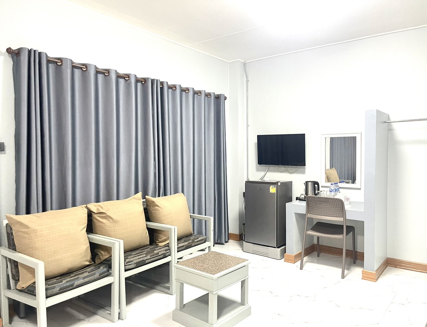 โรงแรมชัยนาทแกรนด์